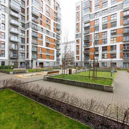 Woronicza 33B Prywatne Mieszkanie Z Oddzielna Sypialnia I Balkonem Bezplatne Miejsce Parkingowe Samodzielne Zameldowanie! 华沙 外观 照片